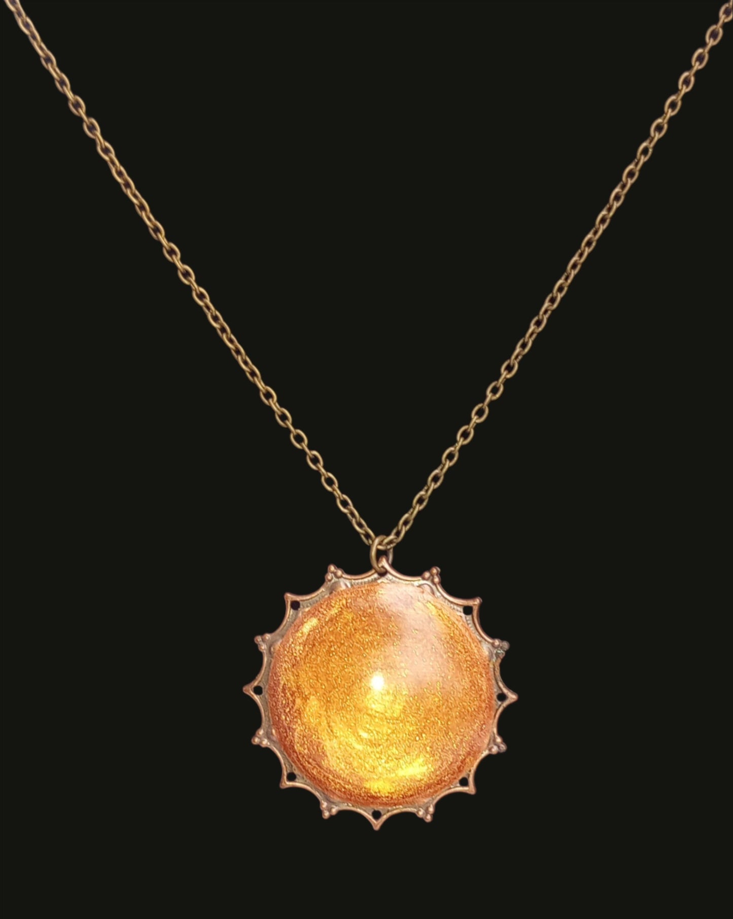 Collier 18" avec pendentif soleil doré